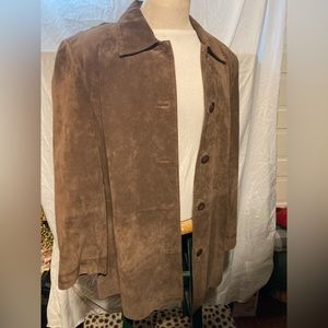 Shade brown men’s jacket good condition St. John bay
